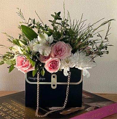 Purse  arrangement