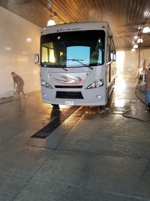 RV getting cleaned up to go out