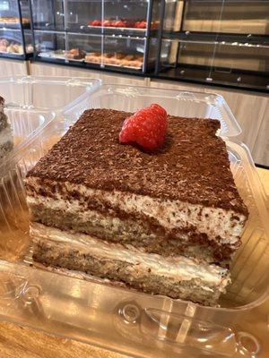 Tiramisu cake