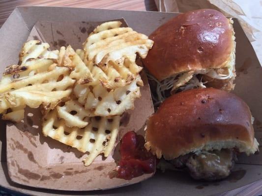 Regular cheeseburger slider, chicken slider and waffle fries!!!