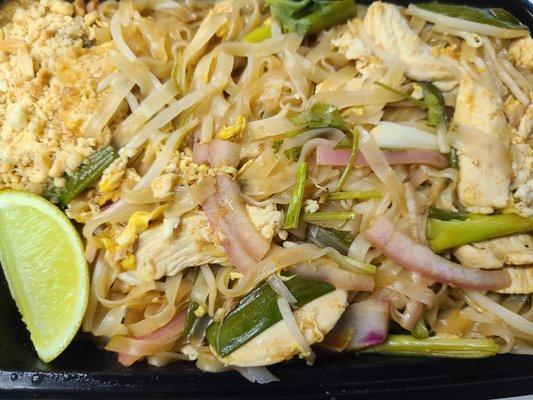 Chicken Pad Thai