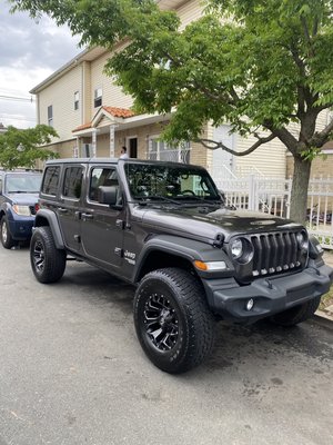 Customer from Staten Island came and got her full detail which had tons of pet hair in the inside! We cleaned it up very well