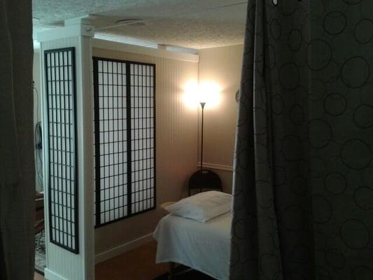 Acupuncture and Massage therapy room at Citywide Chiropractic and Massage