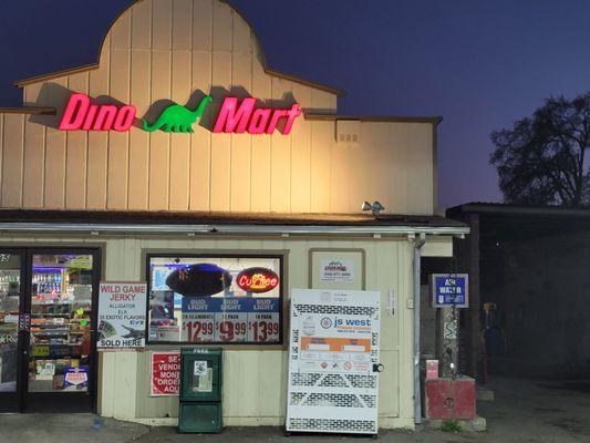 Dino Mart®