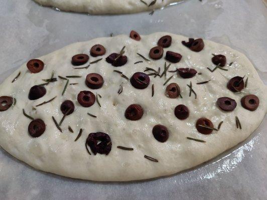 Kalamata olive focaccia with rosemary are the Best for me.... Staff really nice and friendly. Love this place.