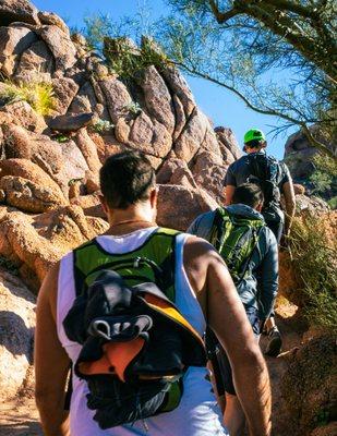 Day packs contain plenty of fresh water, apples and premium energy bars