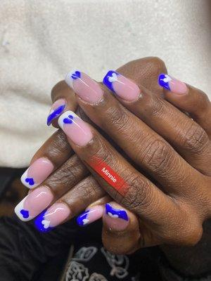 Pink dipping powder w/ French tip, blue & white heart design