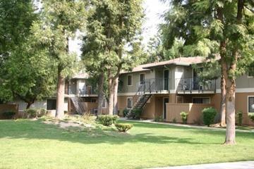 Silver Lake Apartments