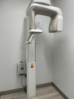 Panoramic X-ray machine