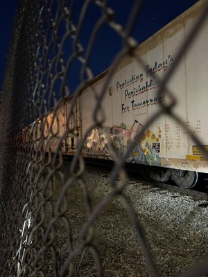 Train that rolled thru and stopped while we dined