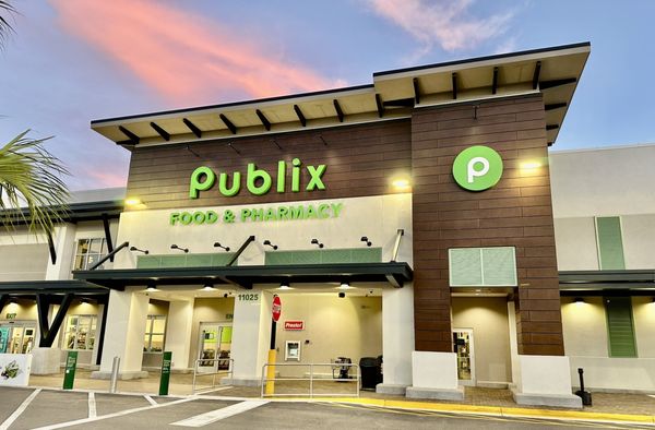 Publix Pharmacy at eTown Exchange