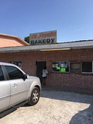 La Popular Bakery