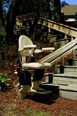 Outdoor Curve Stair Lift