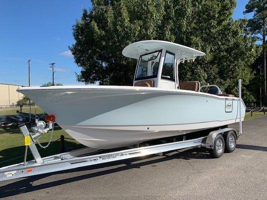 Beautiful new 2020 Sea Hunt Ultra 255!