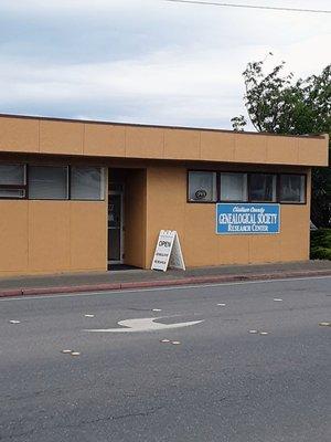 The building from across 8th Street (parking is in the back)