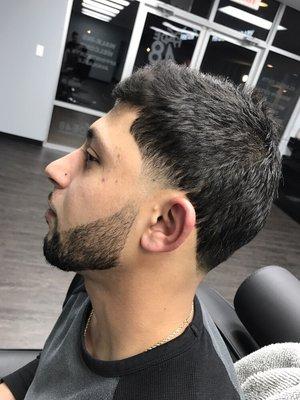 Taper with a faded beard