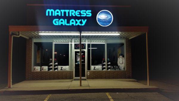 Mattress Galaxy is located next to Giant Eagle in Aliquippa.