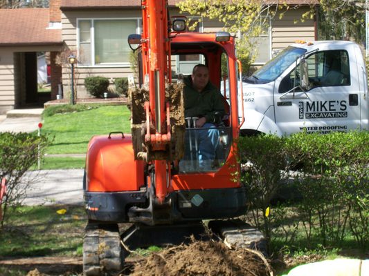 Mike's Excavating