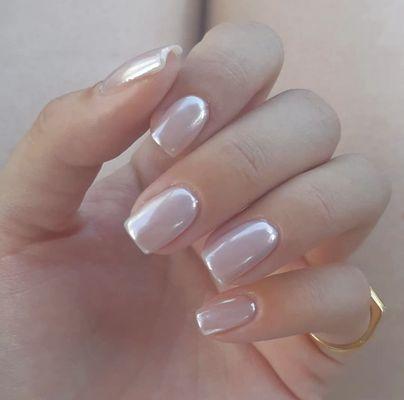 Chrome nails