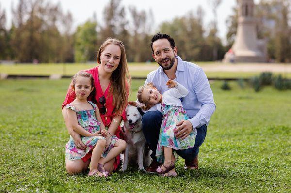 I was very happy to see this beautiful family again. After their wedding we had not been able to coincide until now. 
 www.sergiomejia.com