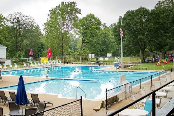 Calm morning at the pool