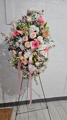 Flores de funeral al servicio