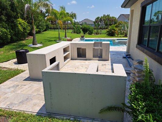 Custom Outdoor Kitchens and Appliances.