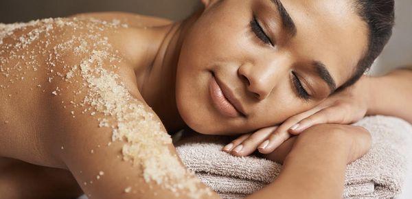 Exfoliating body scrub