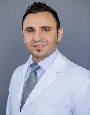 Mahmoud El-Yassir, M.D. Comprehensive Ophthalmologist