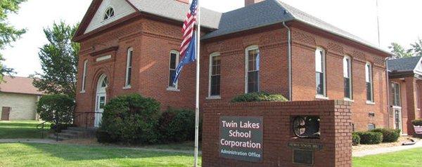 Twin Lakes School Administration Building