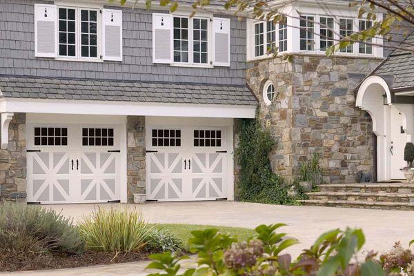 Carriage house garage doors