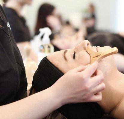 Wood sculpt facials