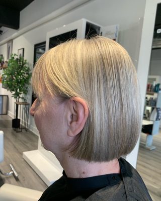 Classic look highlights and one length