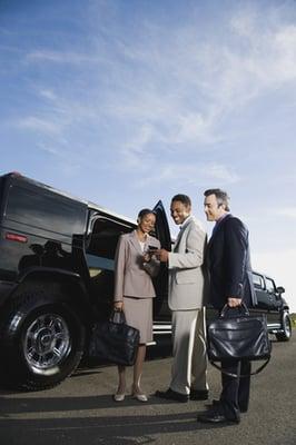 Transporting your clients, business events, airport service or a personalized service for your organization.