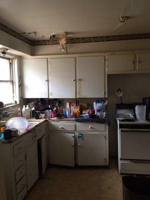 Before picture of kitchen remodel