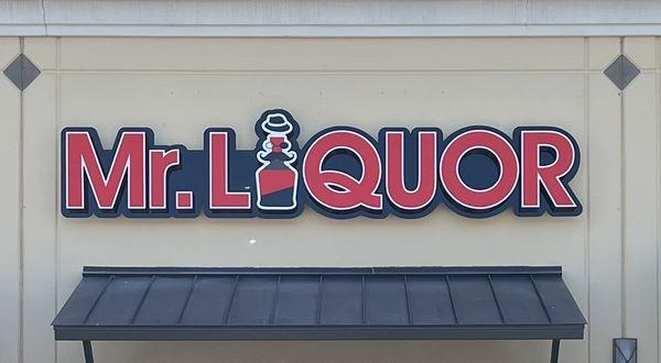 Mr. Liquor located at Crestway Dr. In Comverse, Texas.