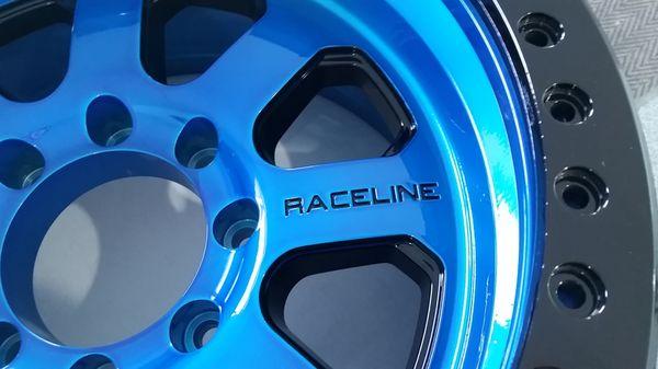 Two color rims Gloss Black and Hawaii Blue