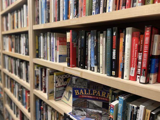 The Book Nook of Saugatuck