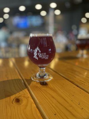 Blue Spruce Brewing - Blueberry Cream Ale