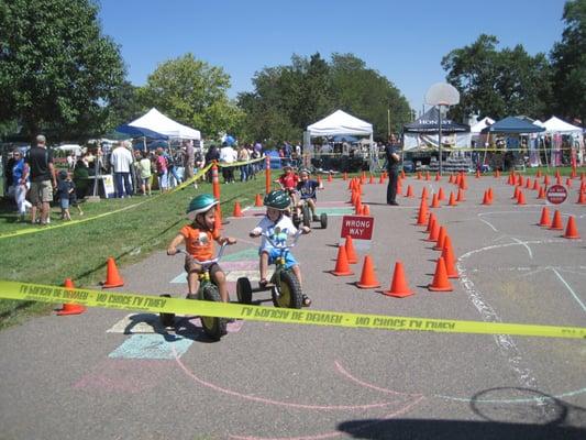 Sunnyside Music Festival - kids on trikes