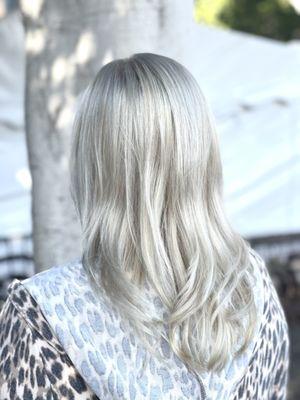 Icy white blonde hair bleach and tone all over lightener.  Results may take several appointments to achieve.  EMAIL CONSULTATION REQUIRED