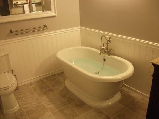 Superior product, was a little worried buying sight unseen but the tub arrived in perfect condition and install was a breeze - Dean D