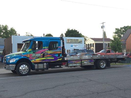 24 hr. Towing Service