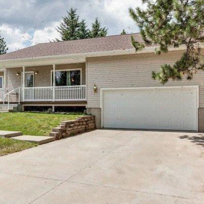 Beautiful home just listed in the peaceful Spirit Lake!