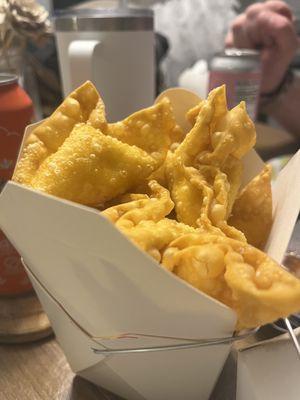 Crab rangoons, the best!!