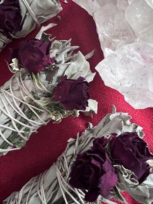 White sage & rose 
hand-wrapped smudge sticks