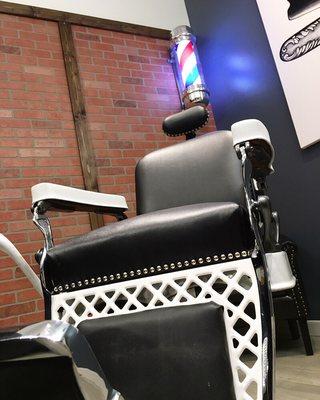 1920s barber chair