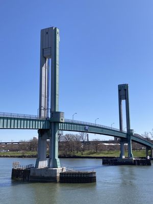 A beautiful day for a walk to see the bridge. Posted 04/05/21