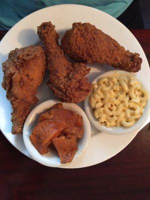 Fried chicken, yams, Mac and cheese! So good!