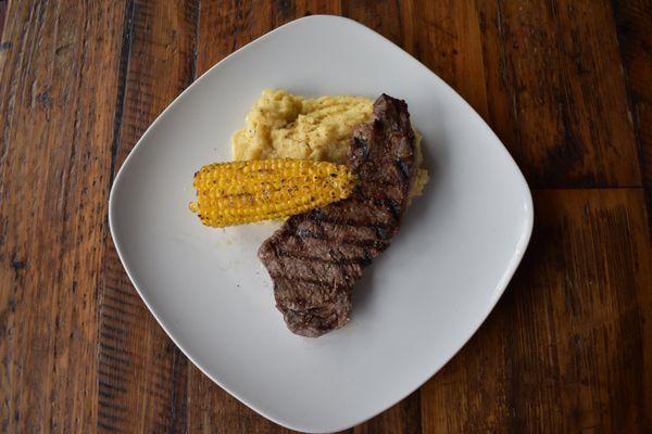 $10 STEAK NIGHT
8oz Ribeye, Mashed Potatoes & Veggies